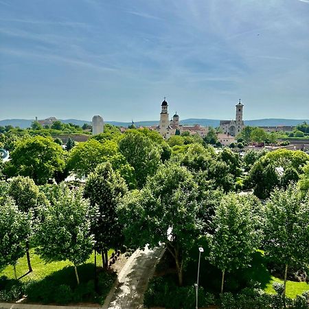 Tim View Apartament Leilighet Alba Iulia Eksteriør bilde